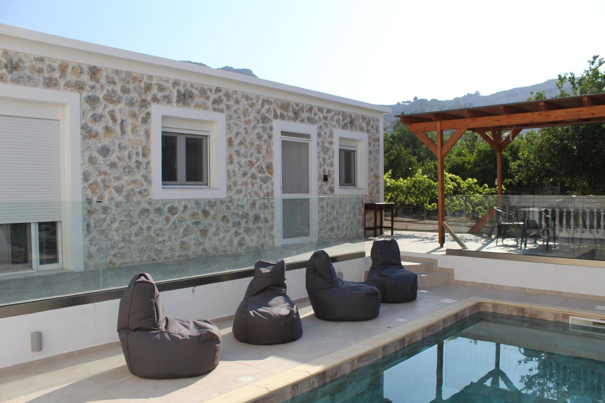 Casa Nikolou Stegna